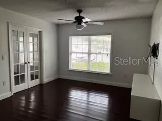 Photo #4: R4909362 Listing 