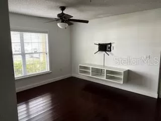 Photo #5: R4909362 Listing 