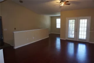 Photo #3: R4909754 Listing