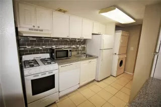 Photo #1: R4910390 Listing