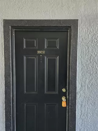 Photo #2: R4910485 Listing 