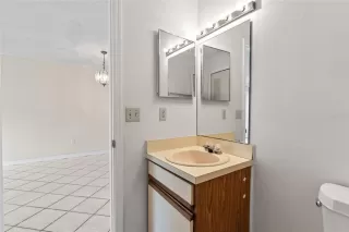 Photo #2: R4910768 Listing 