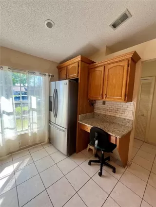 Photo #6: R4910853 Listing 