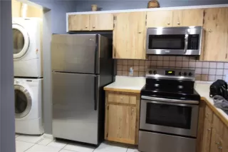 Photo #3: R4910862 Listing