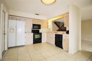 Photo #1: R4910930 Listing 