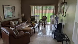 Photo #3: R4911024 Listing