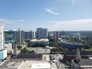 Photo #1: R4911031 Listing