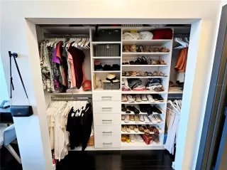 Photo #5: R4911031 Listing