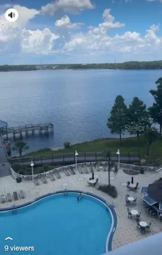 Photo #3: R4911308 Listing