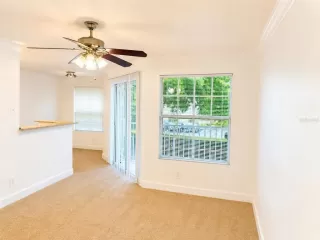 Photo #2: R4911412 Listing