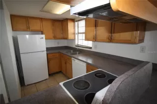Photo #4: R4911525 Listing 