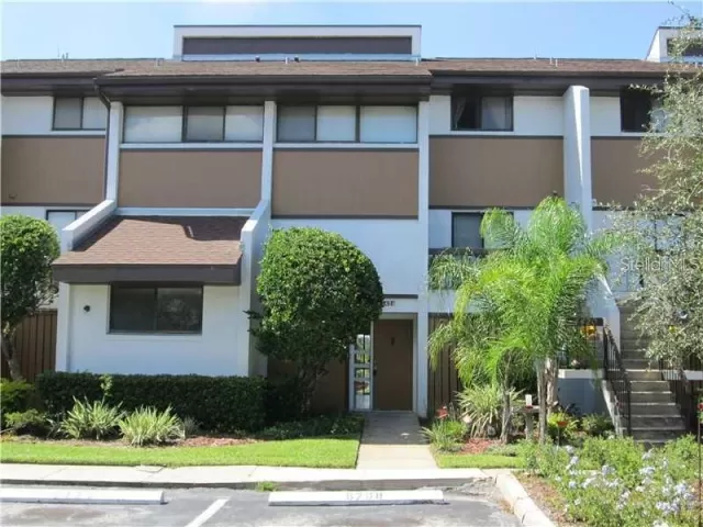 MLS: S5032316 Condo For Sale