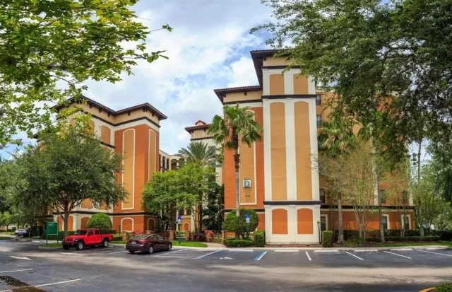 MLS: S5034588 Condo For Sale