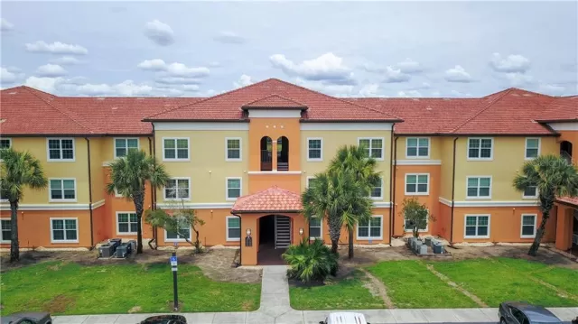 MLS: S5034914 Condo For Sale
