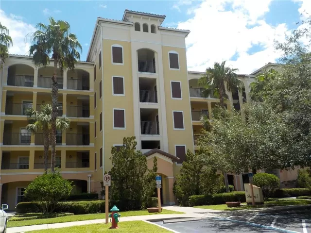 MLS: S5035701 Condo For Sale