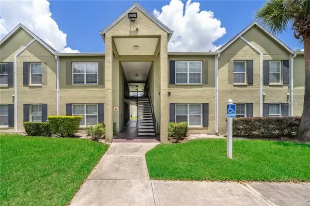 MLS: S5037106 Condo For Sale