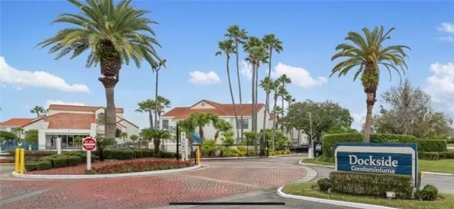 MLS: S5040554 Condo For Sale