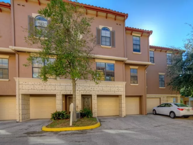 MLS: S5041369 Condo For Sale