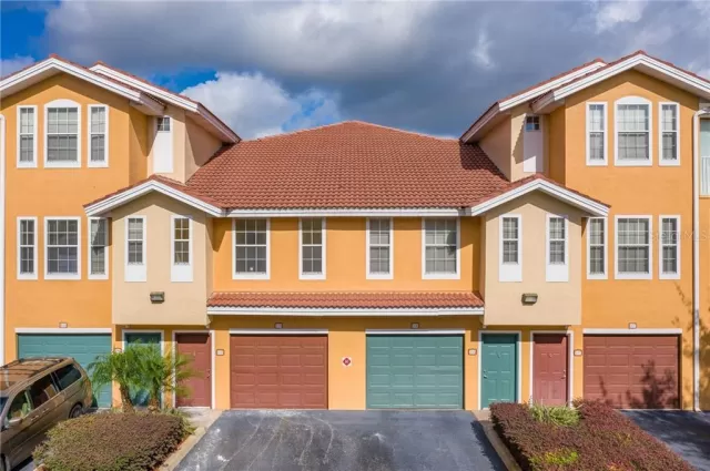 MLS: S5041978 Condo For Sale