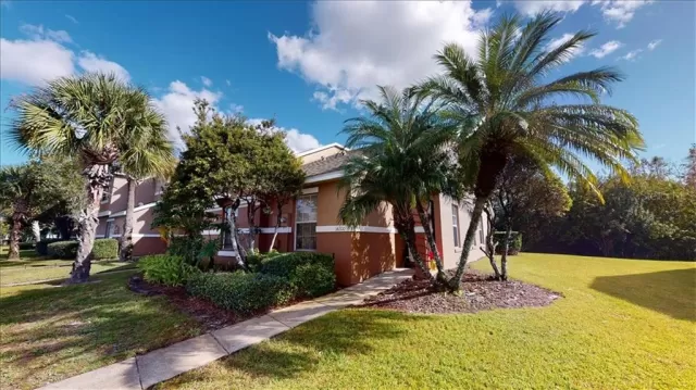 MLS: S5044696 Condo For Sale