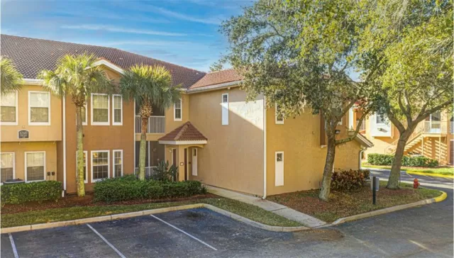 MLS: S5044976 Condo For Sale