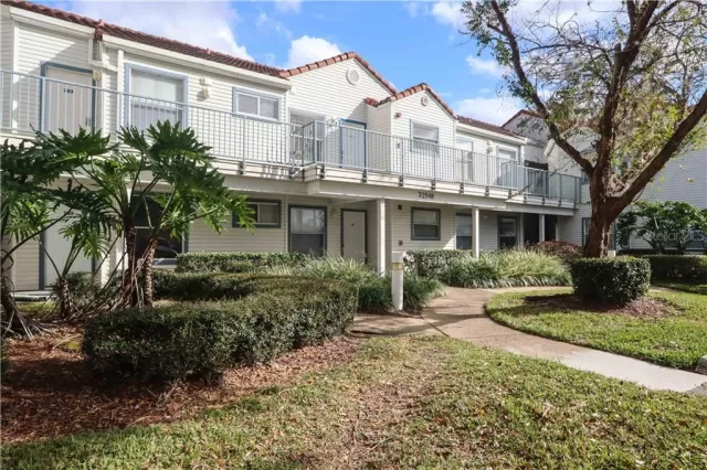 MLS: S5044996 Condo For Sale