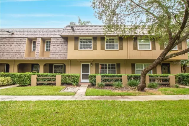 MLS: S5045217 Condo For Sale