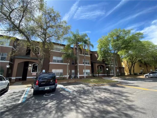 MLS: S5047985 Condo For Sale