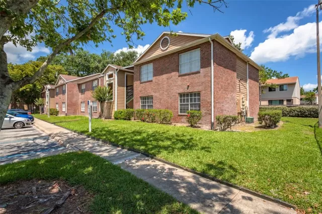 MLS: S5050110 Condo For Sale