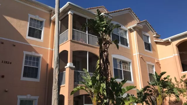 MLS: S5051042 Condo For Sale