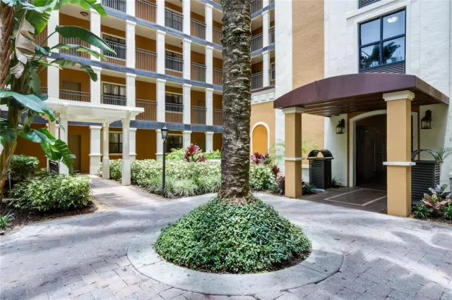 MLS: S5054047 Condo For Sale