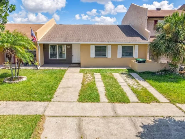 MLS: S5054049 Condo For Sale