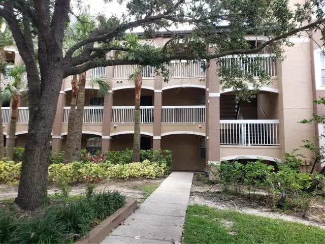 MLS: S5054061 Condo For Sale