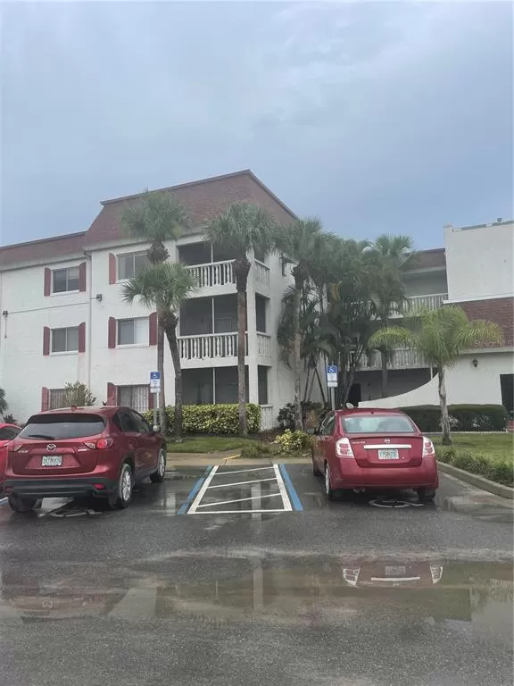 MLS: S5054108 Condo For Sale