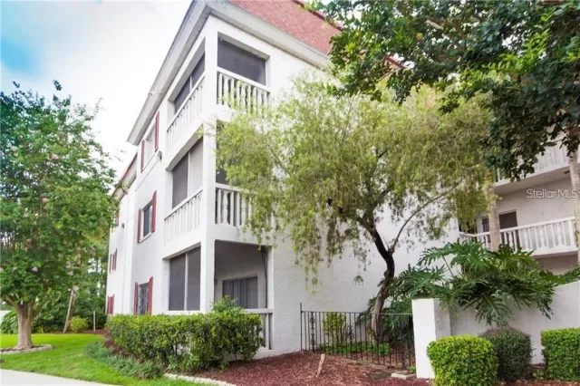 MLS: S5054573 Condo For Sale