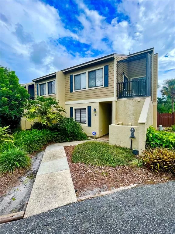 MLS: S5056281 Condo For Sale