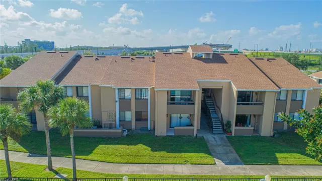 MLS: S5057569 Condo For Sale