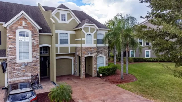 MLS: S5057879 Condo For Sale