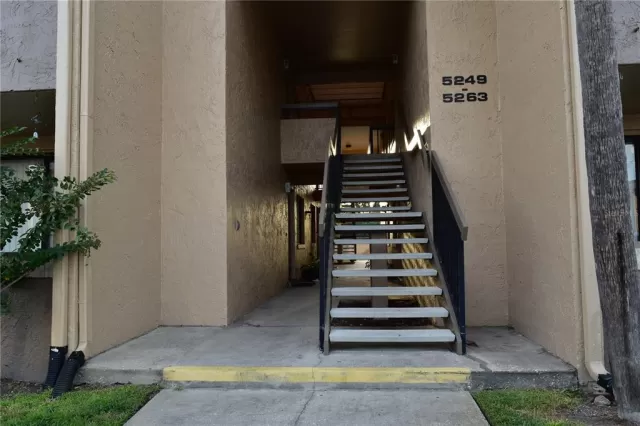 MLS: S5057988 Condo For Sale