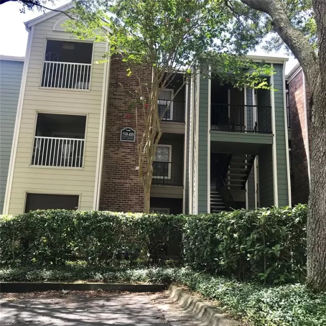 MLS: S5058469 Condo For Sale