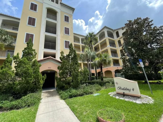 MLS: S5059123 Condo For Sale