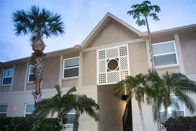 MLS: S5060000 Condo For Sale