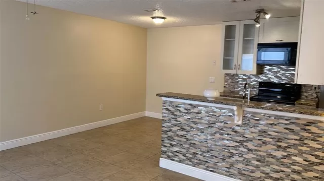 MLS: S5062625 Condo For Sale