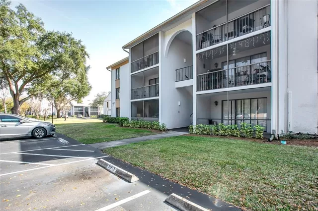 MLS: S5062631 Condo For Sale