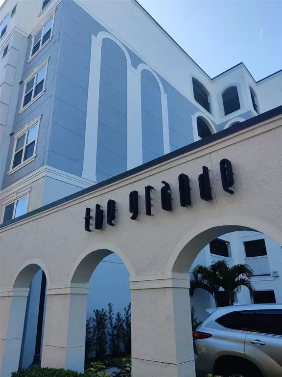 MLS: S5064998 Condo For Sale