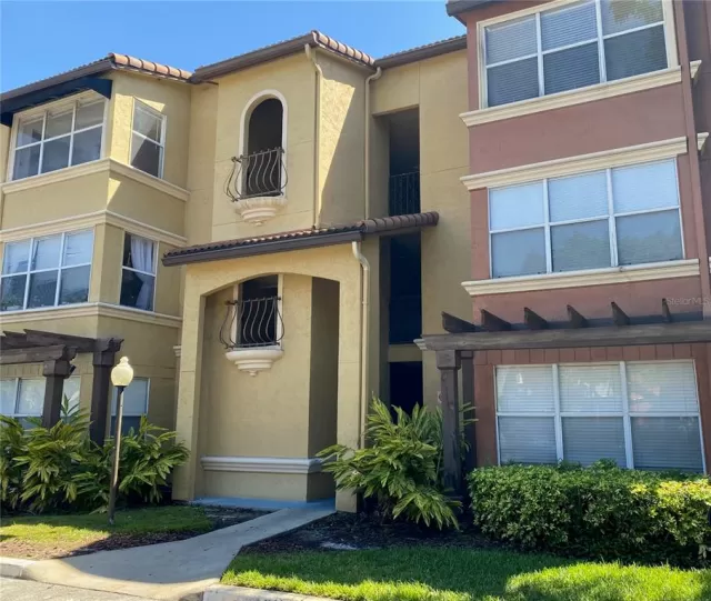 MLS: S5065805 Condo For Sale