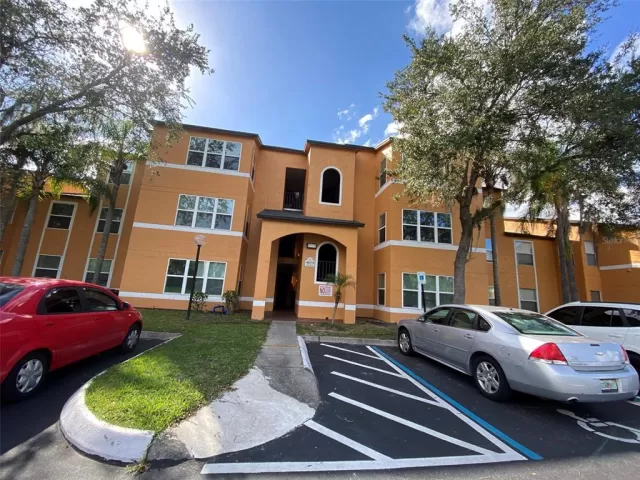 MLS: S5065996 Condo For Sale