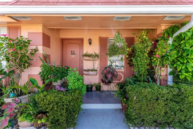 MLS: S5070588 Condo For Sale