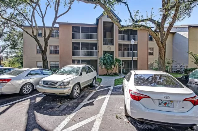 MLS: S5073513 Condo For Sale