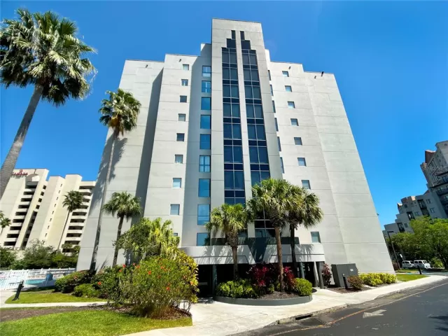 MLS: S5074017 Condo For Sale